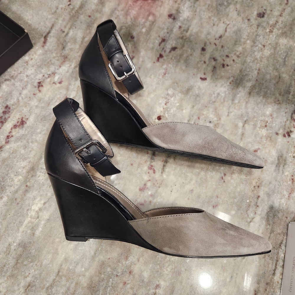 Tahari Black Women’s Heels - Picture 5 of 6